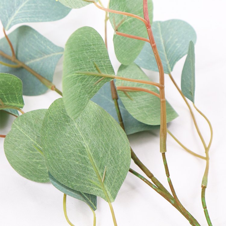 Wholesale 76cm Artificial Eucalyptus Leaf Single Branch Green Home Decoration Courtyard Wedding Photography Props Preserved