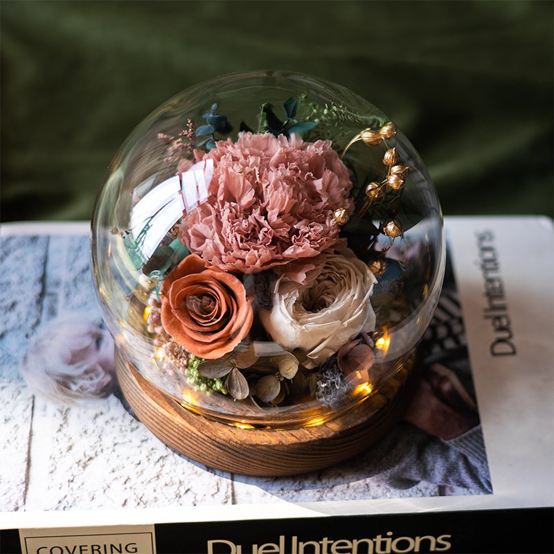 New Arrival Power Of Love Series LED Light Preserved Flower Ornaments For Valentine's Day Wedding Decoration flowers