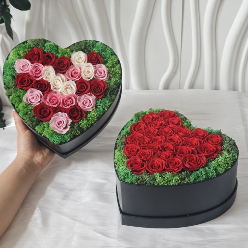 2024 New Heart Box Eternal Rose presreved flowers Gift Box for Valentine's Day Mother's Day
