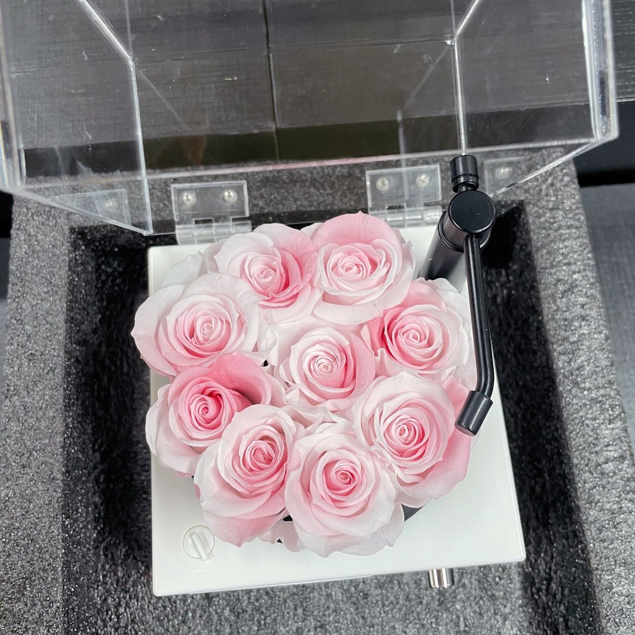 Home Decoration Luxurious ornaments Everlasting Eternal Real natural rose Immortal Preserved Flower Phonograph Bluetooth Speaker