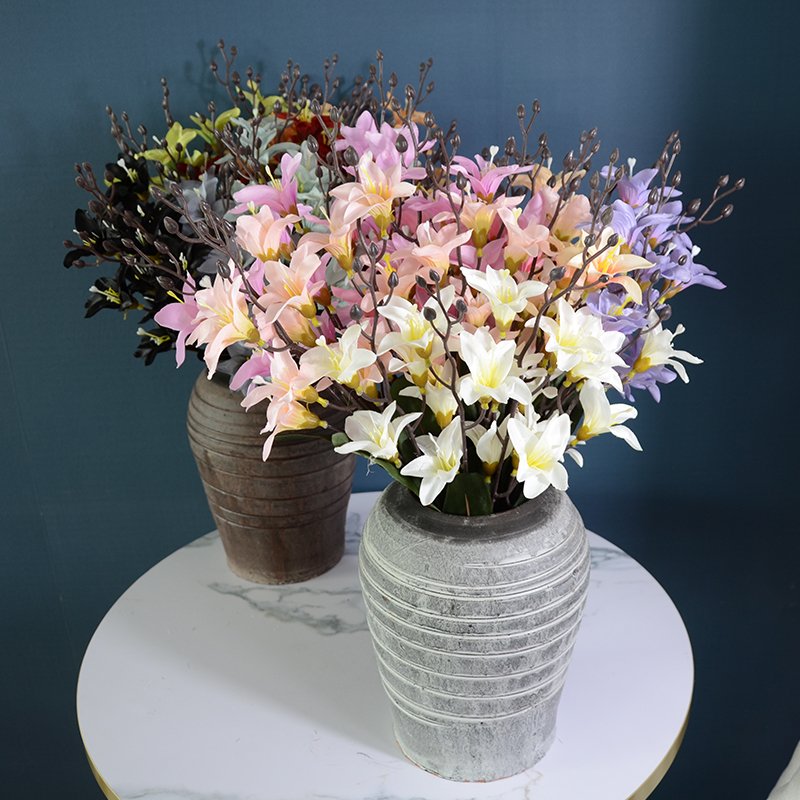 Hot Sale New Product Artificial 20 Heads Small Lily Bouquet Real Touch Silk Wedding Bridal Bouquets