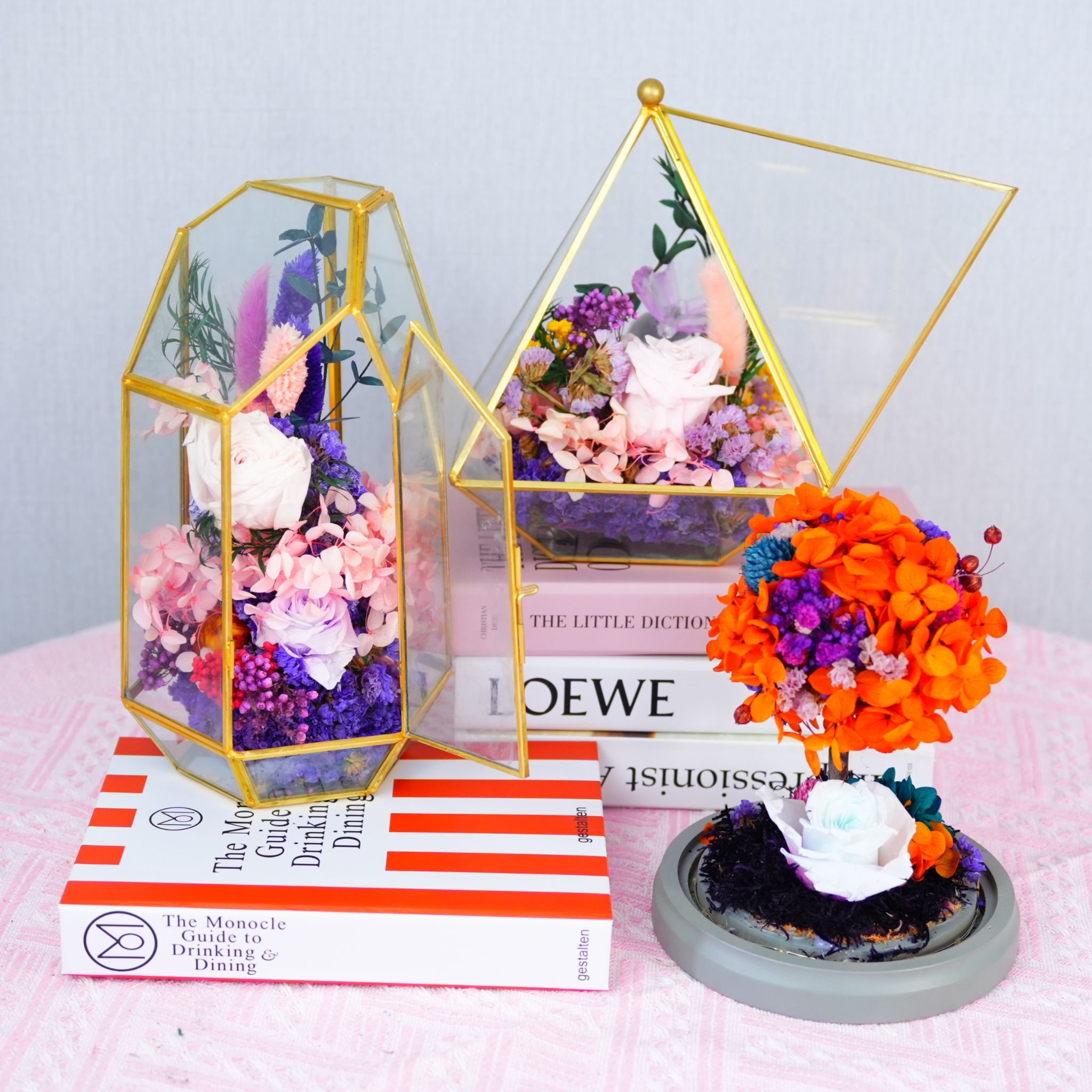 Valentine's Day 2024 Gift Dried Baby Breath Bouquet Glass Cover Rose Flower In Glass with Led Light
