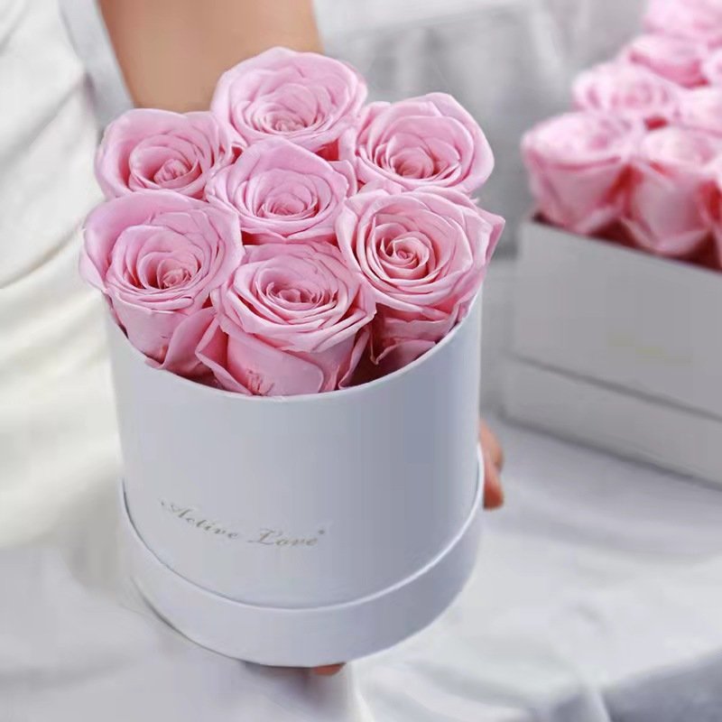 Customized preserved flower wholesale real roses beautiful preserved roses in round box flower