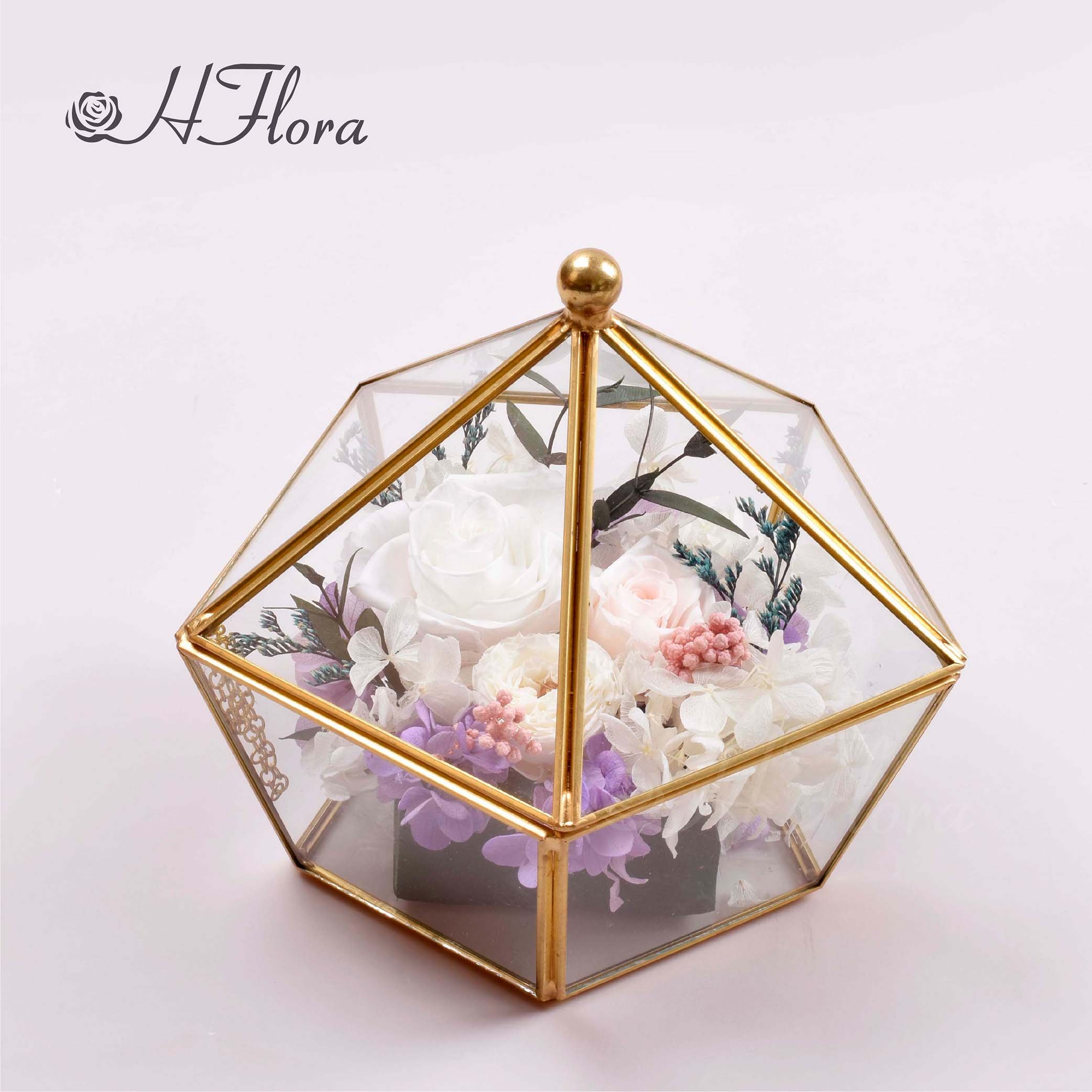 HFloral Hot Selling Preserved Flowers in Pentagon Glass Low Price Manufacturer Preserved Rose Glass Dome for Birthday Gift