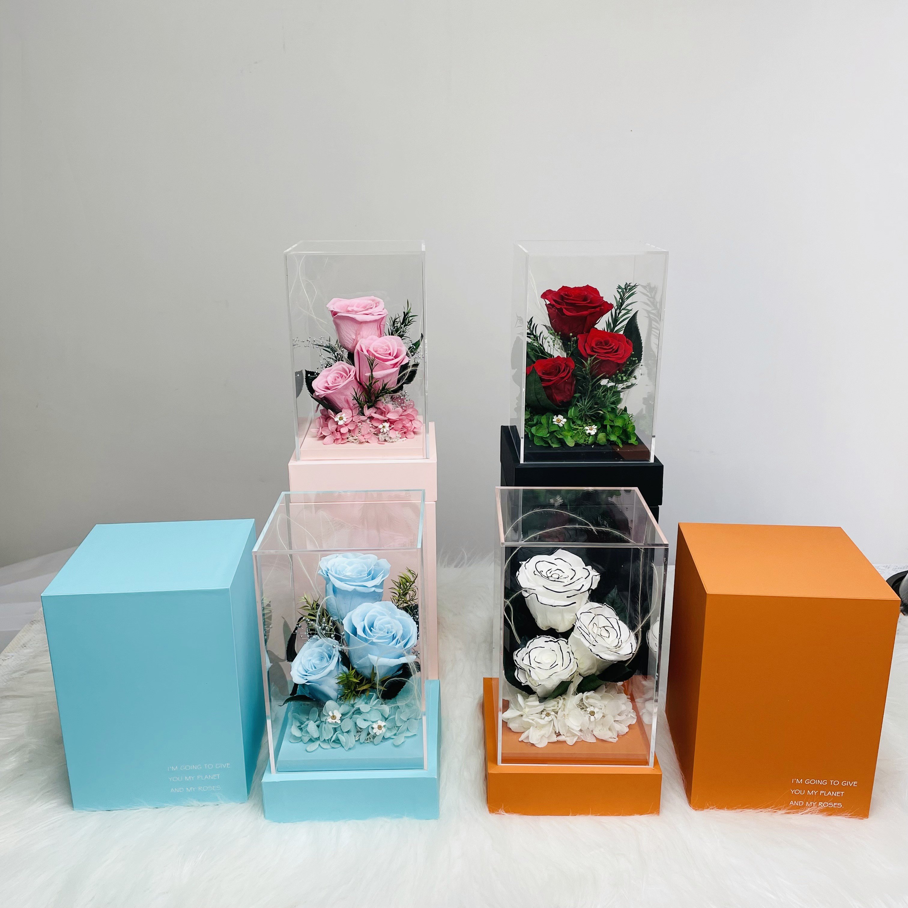 Luxury Valentine Day Gift Forever Flowers Preserved Roses In Acrylic Gift Box