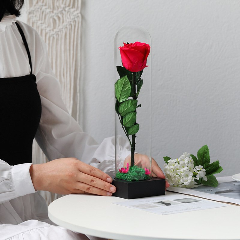 2024 New Hot Selling Eternal Rose Preserved Flower Forever Roses In Glass Dome