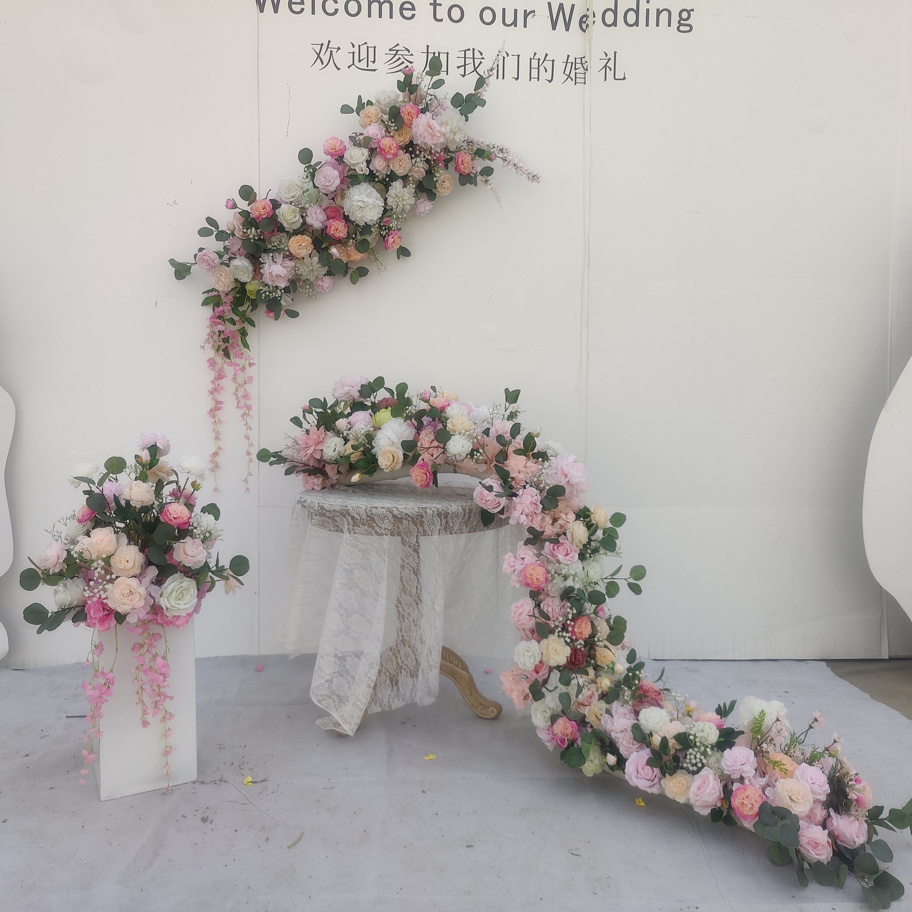 Customizable Wedding Flower Arrangement Pink Rose Flower Runner For Bride Table Decor