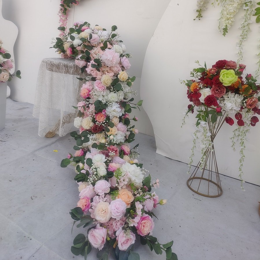 Customizable Wedding Flower Arrangement Pink Rose Flower Runner For Bride Table Decor