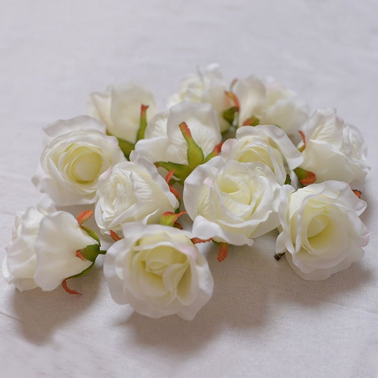 GIGA Factory Bulk White Artificial Silk Rose Flower Heads High Quality Preserved 7-8cm Beautiful Wall Party DIY Decorations