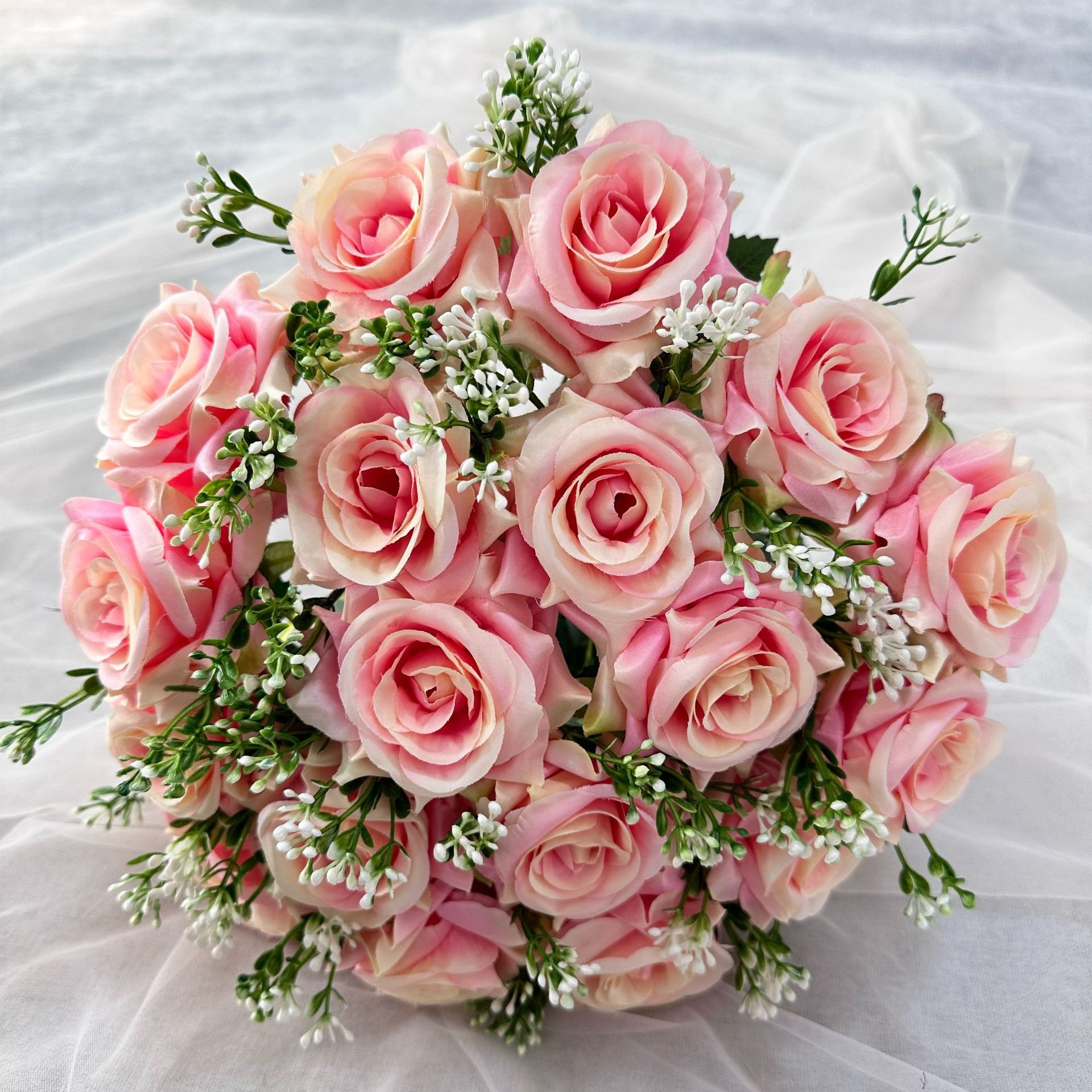 New Design High Quality 18 Head Rose Bouquet Silk Flower Wedding Bride bridesmaid Bouquet Home Interior Vase DIY Decoration.