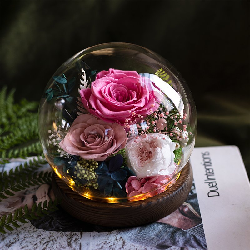 Newest hot sale Power Of Love Series Preserved Flower Ornaments For Girl friend's Gift Wedding Decoration flowers