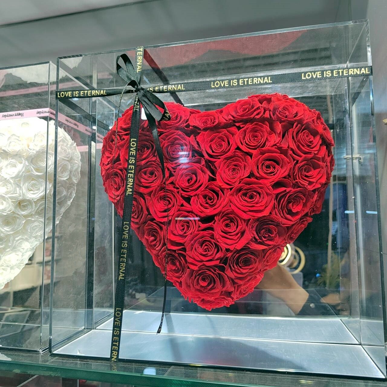 2024 Tiktok hot selling valentine gifts Preserved rose in acrylic mirror box with Eternal Rose