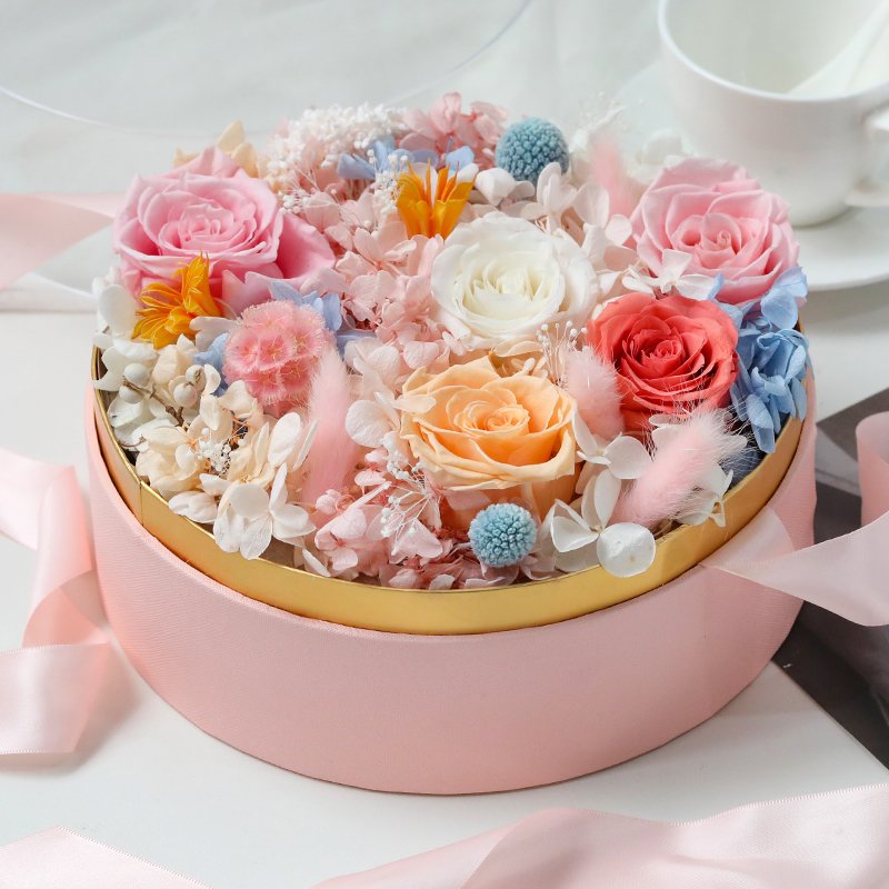 Valentines Mothers Day gift customized forever eternal roses luxury gifts in high-end leather gift box flower preserved roses