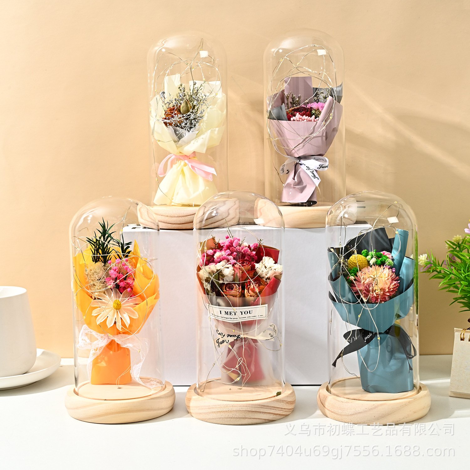 Wholesale Weeding Decoration Mothers Valentines Day Gifts Sunflower In Glass Dome LED Light Up Preserved Flower