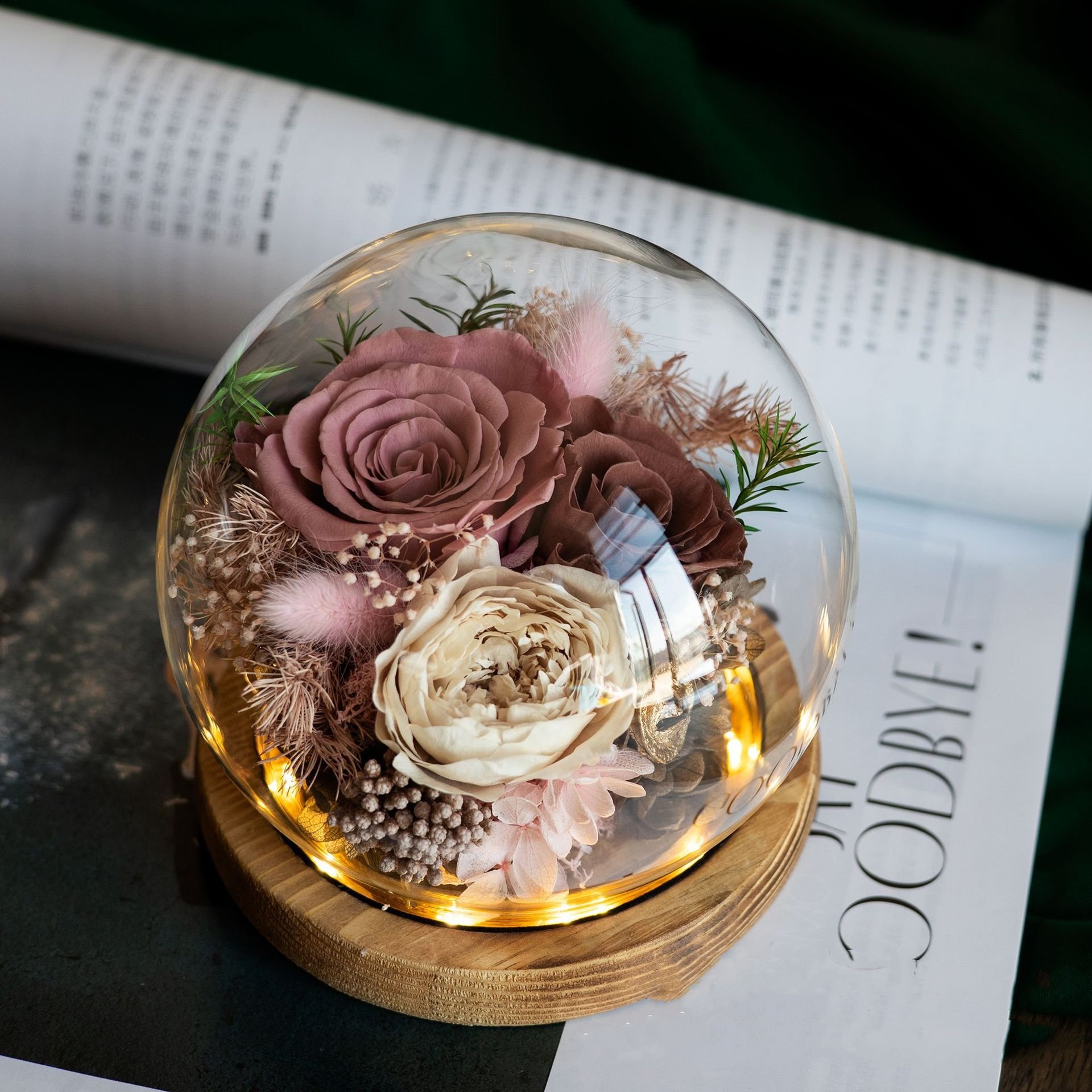 JUNAY 2024 Mother's Day Gift Real Preserved Flower Eternal Carnation Flower in Glass Dome Gifts for Mom Women