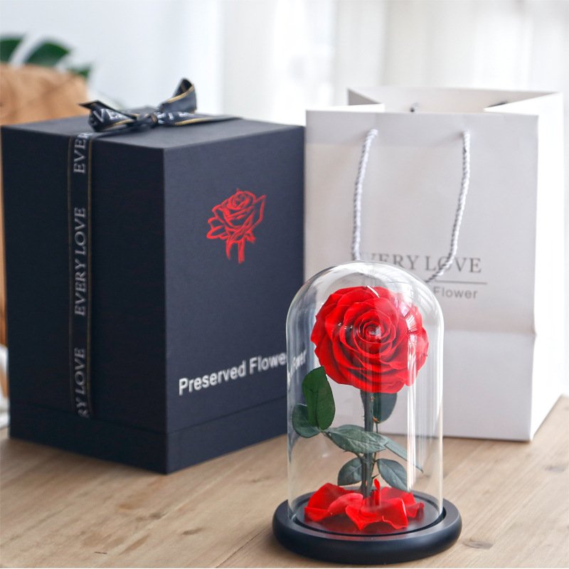 S0306 2023 New Wholesale decorative flowers Mothers Day Gift Preserved rose in glass dome Eternal Rose for Valentines Day