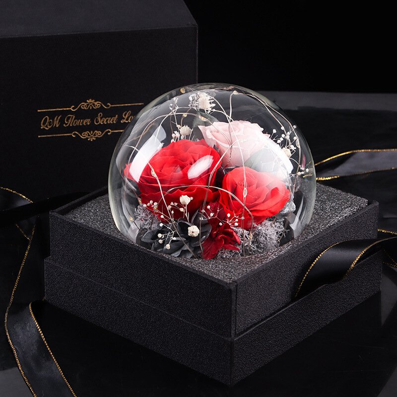 hot selling Valentine gift forever roses preserved flower beauty and the beast box eternal rose in glass dome with light