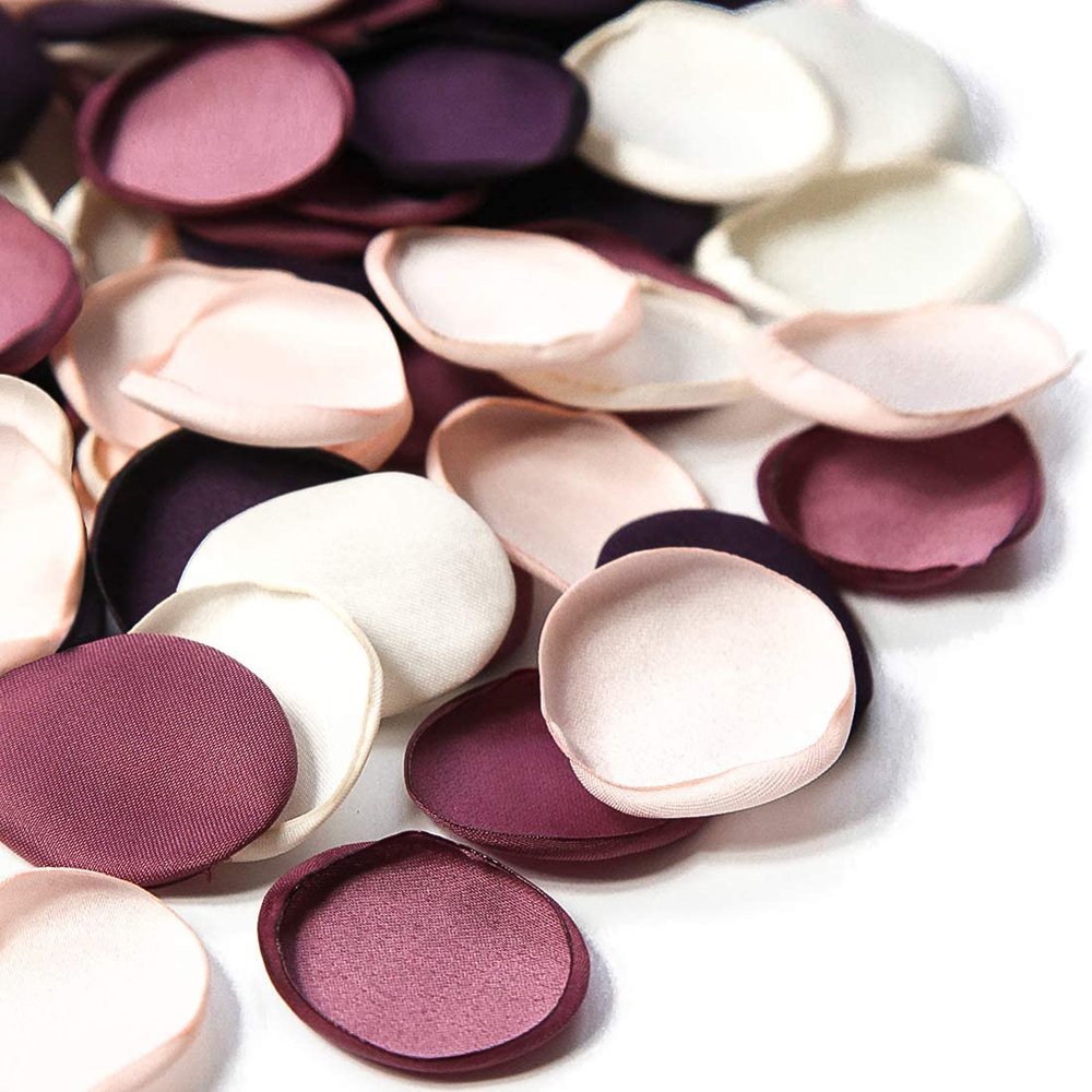 100/200/300pcs Hand Made 2022 NEW Faux Flowers Silk Rose Satin Fake Scatter Petals For Wedding Party Throwing Confetti