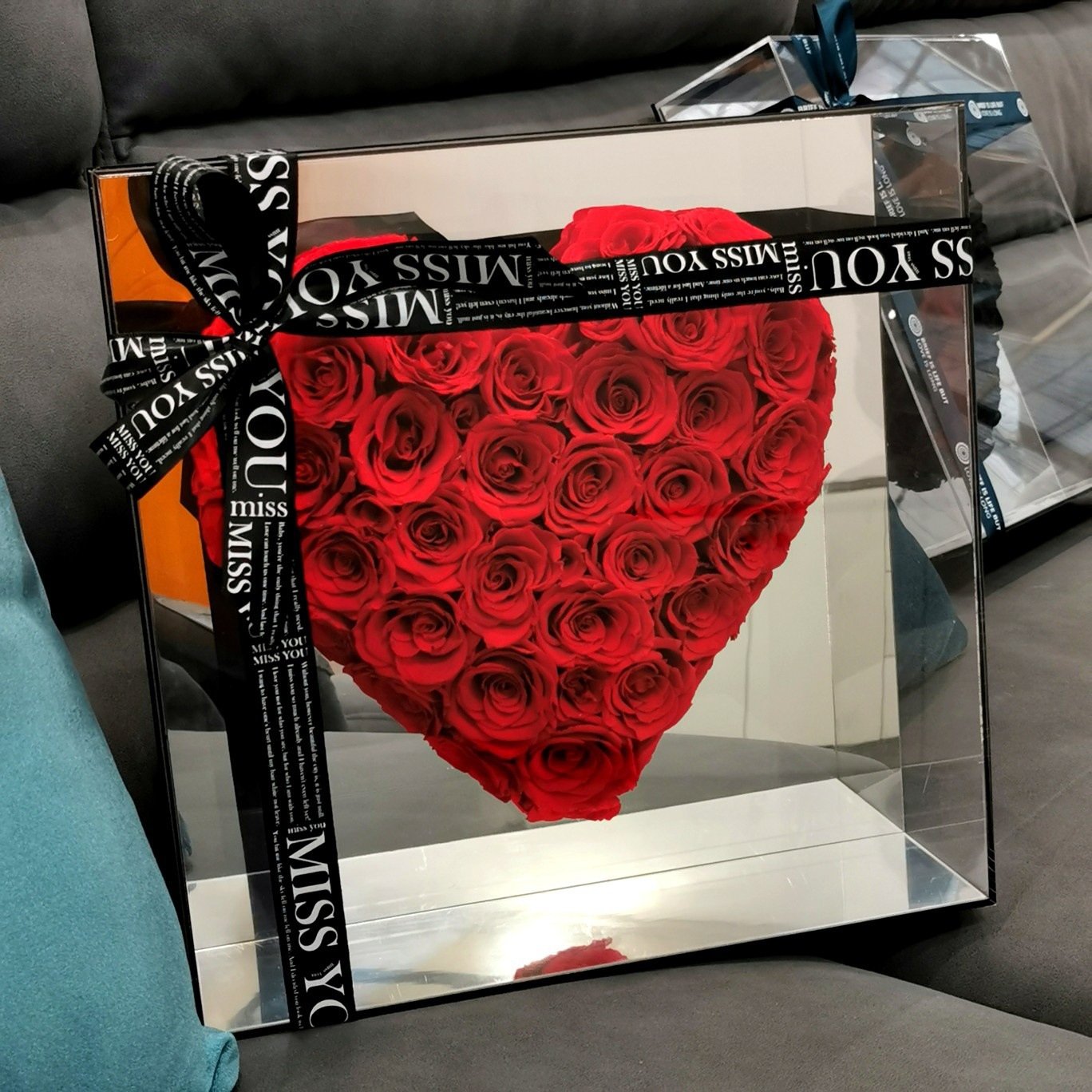 2024 New Luxury Forever Flower Valentine's Day Gift 3D Heart Shape Mirror Acrylic Gift Box Eternal Preserved Rose