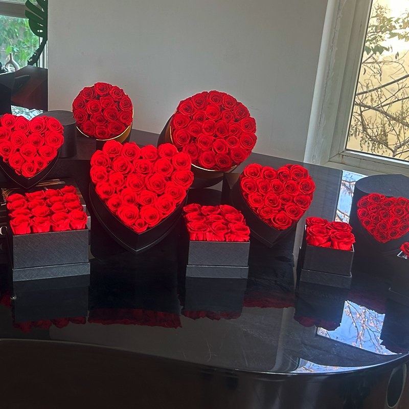 Wholesale Natural Preserved Flowers Rose Boxed Valentine's Day Flower Bucket Decorative Home Hug Bucket