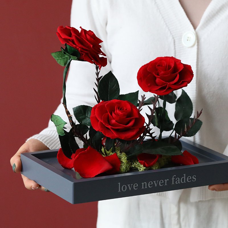 Wholesale OEM rose luxury gift box preserved rose in acrylic box eternal rose for home wedding decoration flower aggrangement