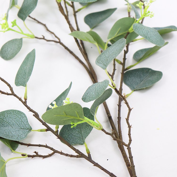 Wholesale 109cm Hot Selling Artificial Eucalyptus Leaves Preserved Flowers & Plants Decorative Wreaths