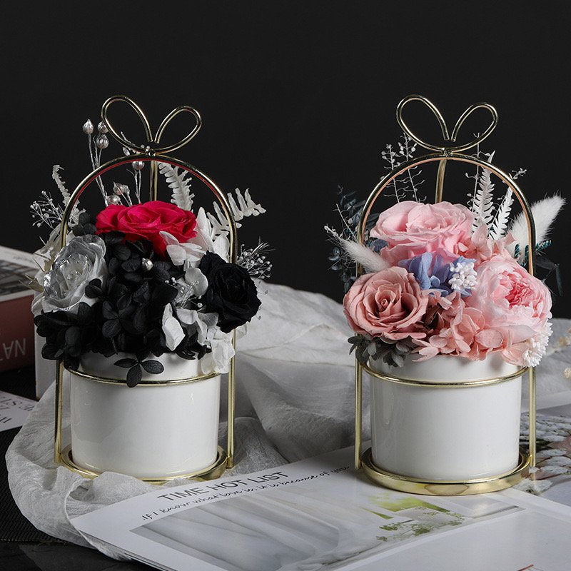 Insta-hot Home Decor Preserved Flower Basket For Valentine's Day Christmas Gift