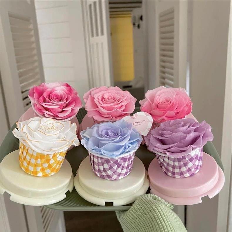 Small size cheap price elegant style 4-5cm rose head preserved roses with various color long life forever green rose flower