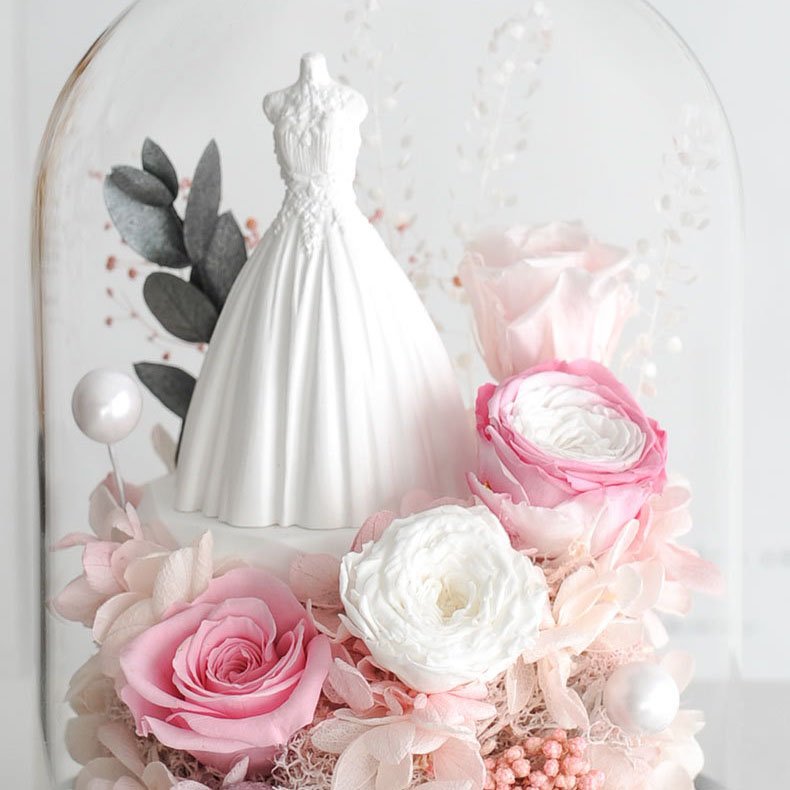 Novelty Gifts Forever Rose With LED Light In Glass Cover Souvenir For Wedding Dress Plaster Preserved Flower Dome