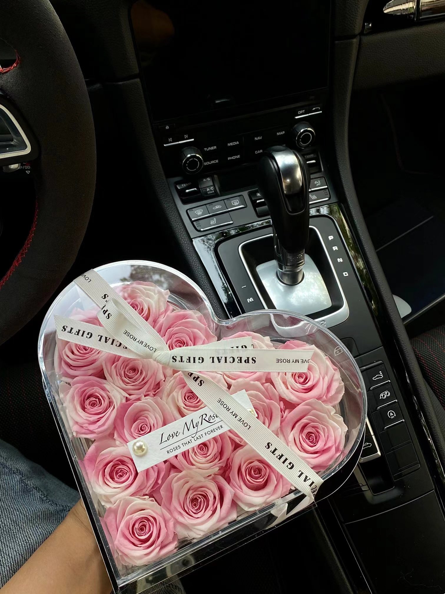 New Valentines Day Gift 2023 Forever Roses Romantic Gifts Luxury Flower Box Preserved Rose Bouquet Preserved Flowers