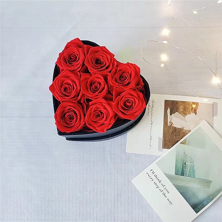 Wholesale Immortal Roses Immortal Flower Natural Handmade Eternal Rose Flower Preserved Rose Heart Shape in Gift Box