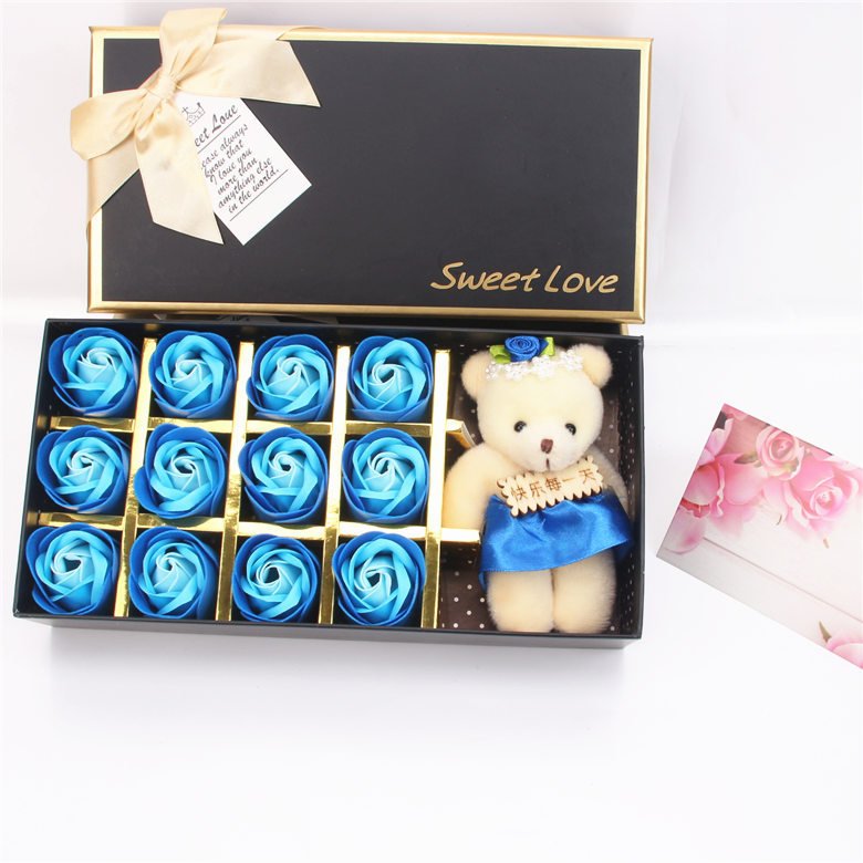 Hot sale 12 flower artificial soap flower rose gift bag with a small bear preserved rose Festival Party Graduation Season gift