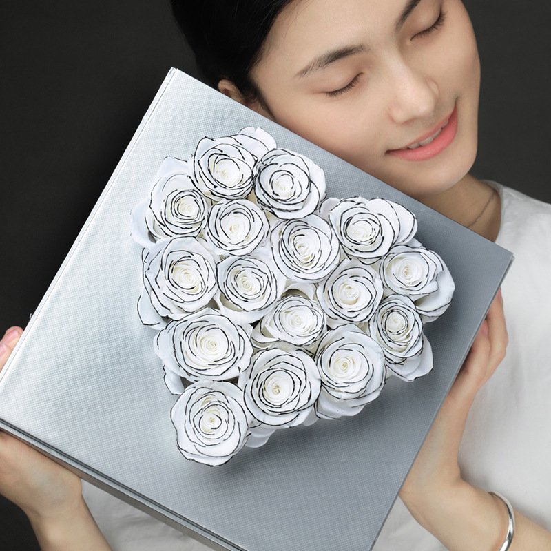 2024 valentines day gift Yunnan customized preserved flowers eternal roses box wholesale