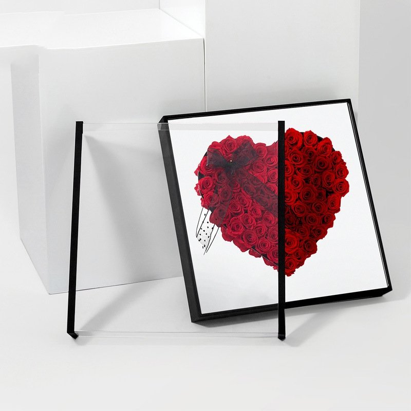 The Luxurious Medium Square Acrylic Flower Gift Box is Equipped With Heart-Shaped Mirror And Love Flower Mud For Lover