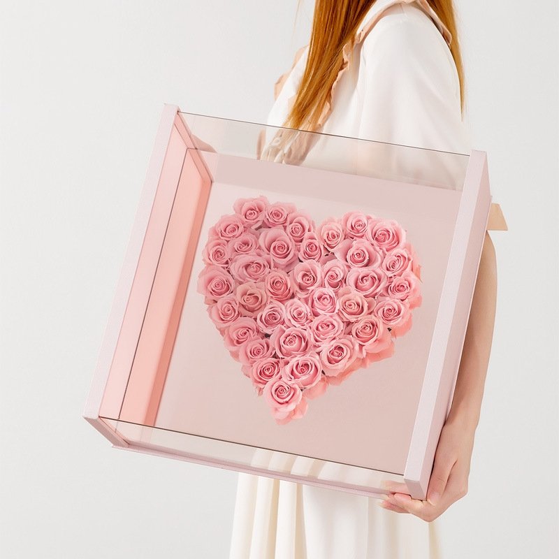 The Luxurious Medium Square Acrylic Flower Gift Box is Equipped With Heart-Shaped Mirror And Love Flower Mud For Lover