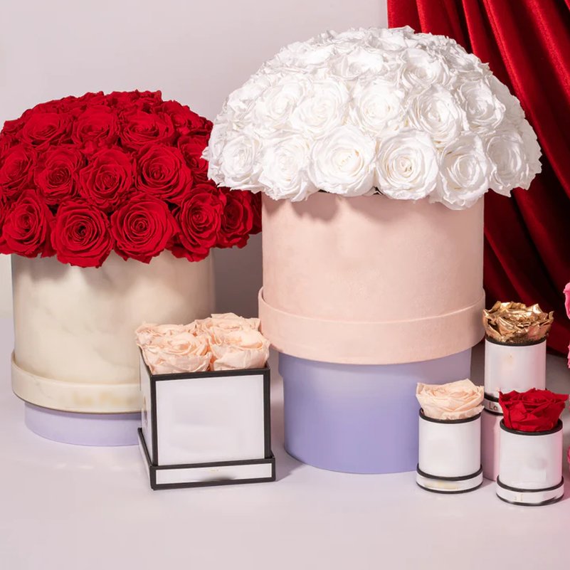 Wholesale Customized high quality natural eternal roses boxes preserved rose in round box flower for Christmas Valentines days