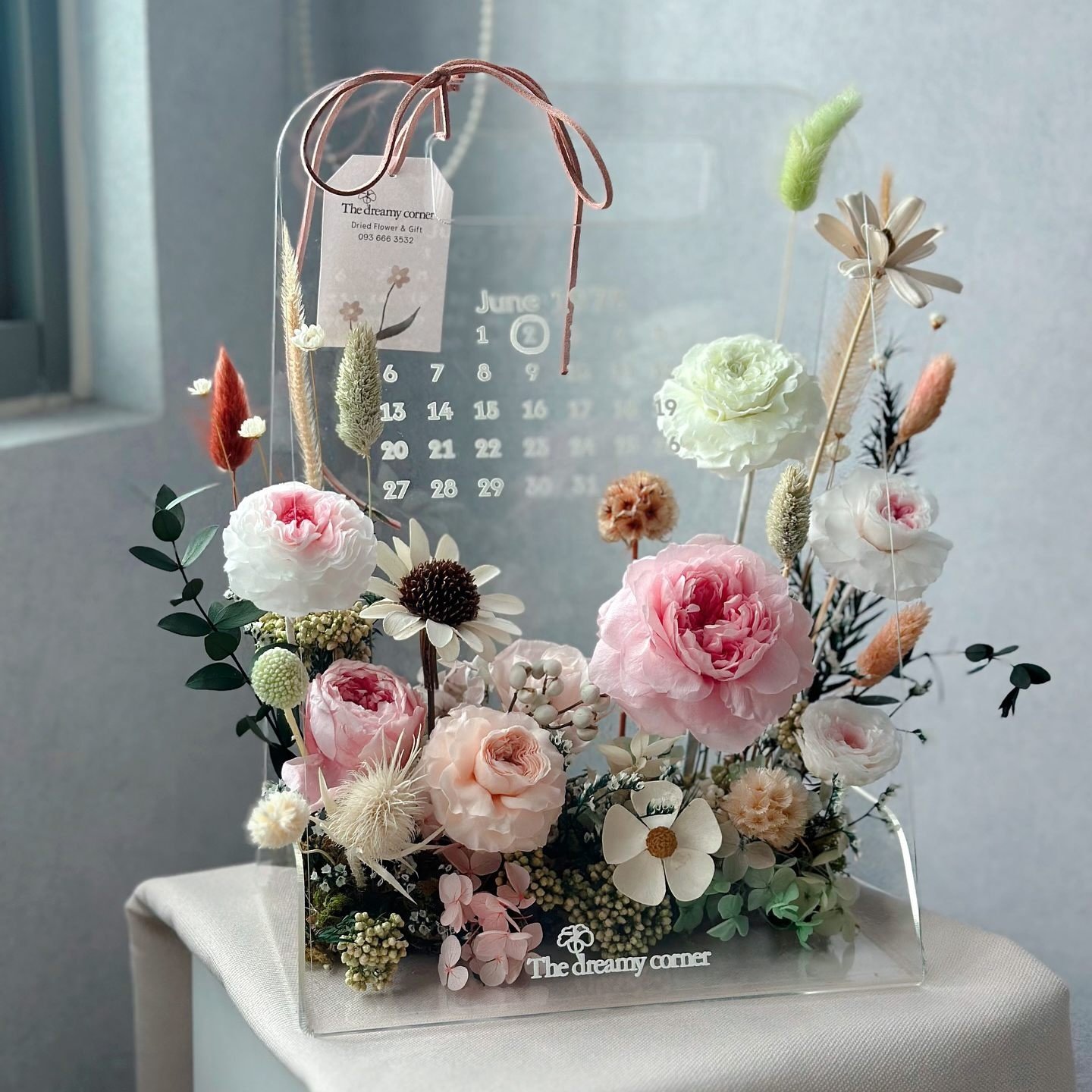premium flower box forever roses acrylic flower box home decor portable preserved flowers gifts