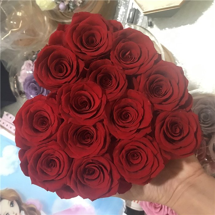 Mother's Valentine's day gift eternal roses preserved flower in heart shape acrylic flower box