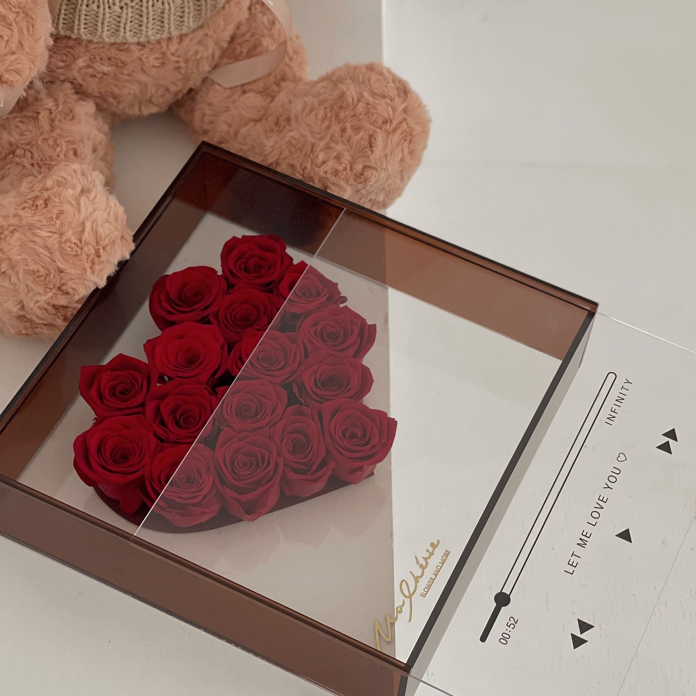Preserved eternal rose in acrylic box for Valentine's Day Mother's Day Gift