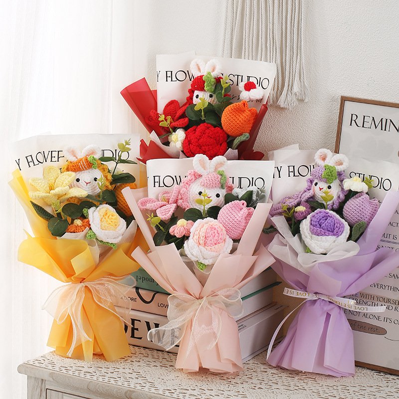 New creative gifts product 100% Handmade Crochet Bouquet Knitted Flowers Valentine Mother's Day Preserved Flowers Bouquet
