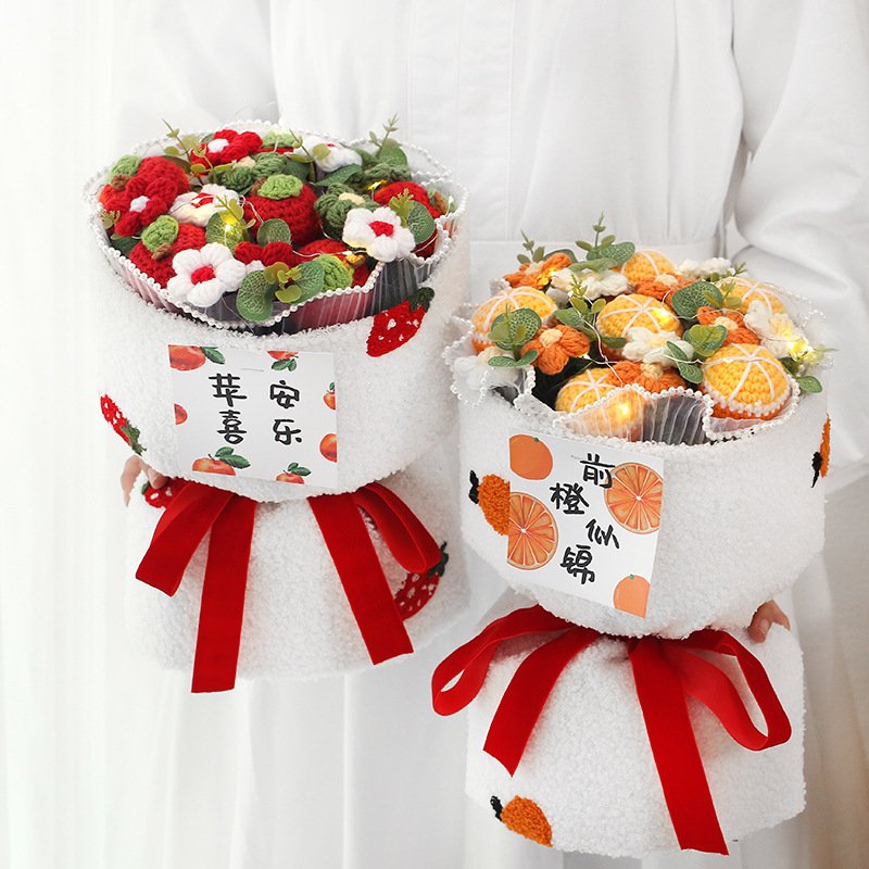 New creative gifts product 100% Handmade Crochet Bouquet Knitted Flowers Valentine Mother's Day Preserved Flowers Bouquet