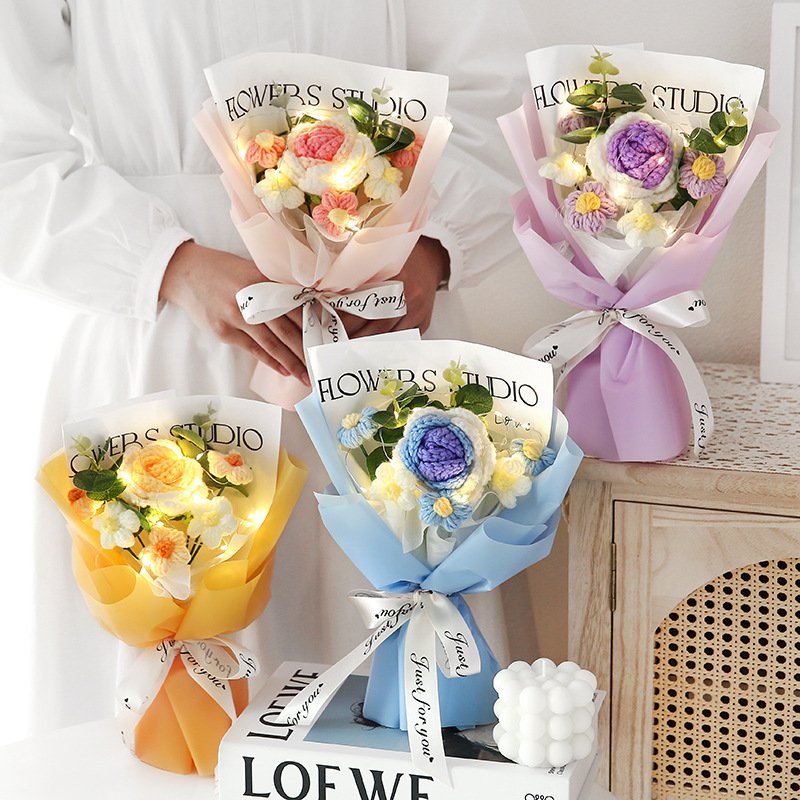 New creative gifts product 100% Handmade Crochet Bouquet Knitted Flowers Valentine Mother's Day Preserved Flowers Bouquet