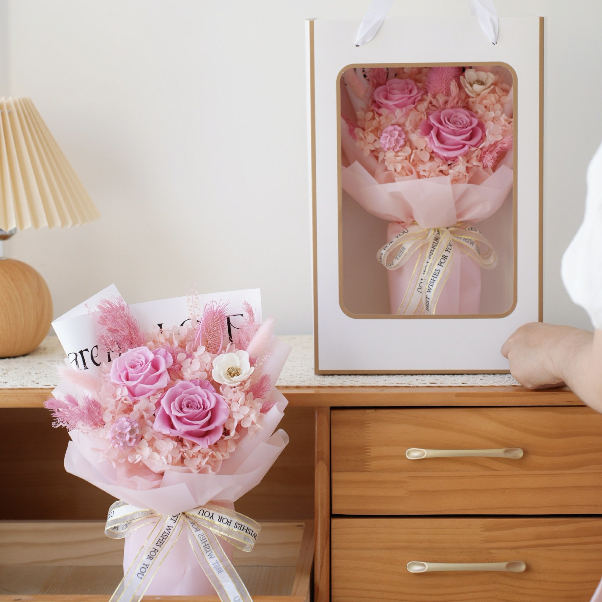 2024 Amazon Hot Selling Preserved Flower Valentines Day Gift Real Eternal Forever Roses Flower Bouquets