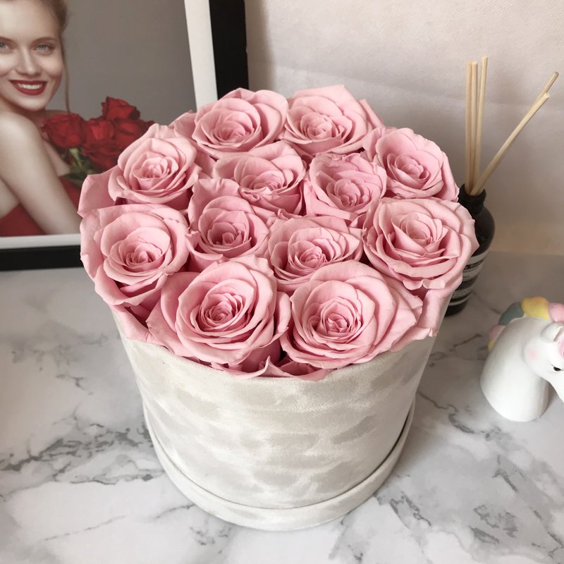 Wholesale Forever Eternal rose in Gift Box Preserved Flower Rose in Round box for valentine's gift