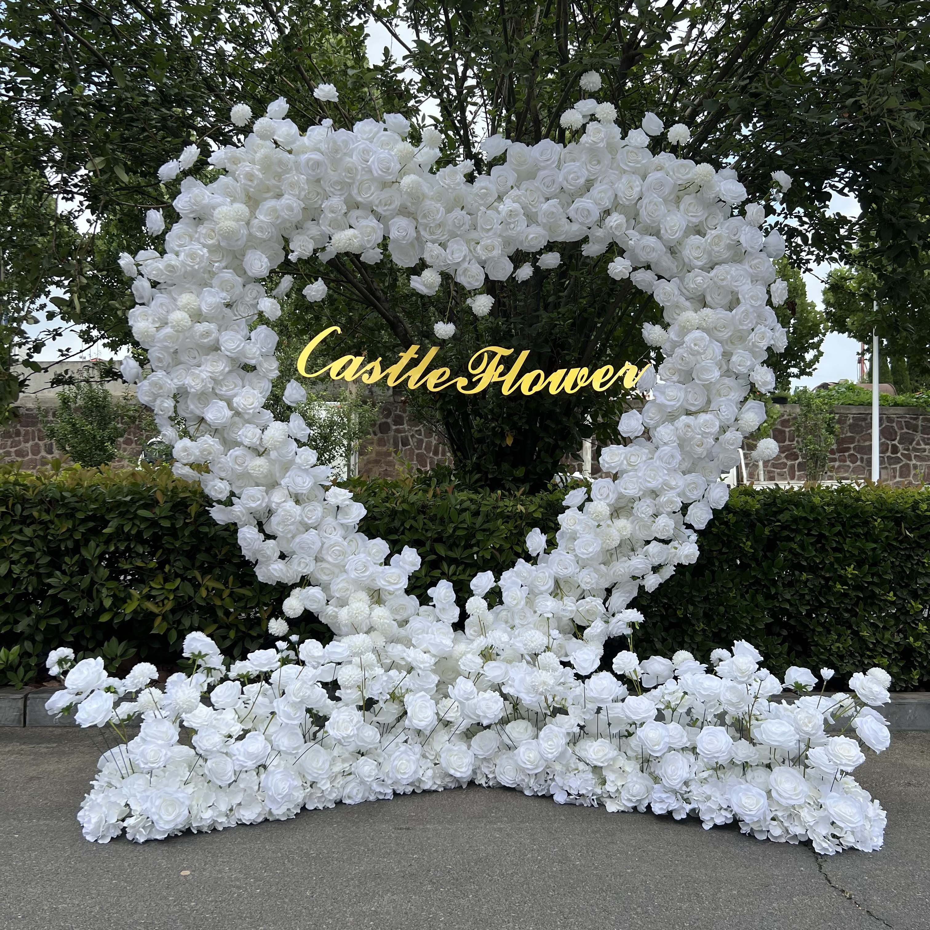 Wholesale Silk Red Rose Heart Shaped Arch Stand Artificial Flower Floral Arrangement Heart Backdrop For Wedding Event Decoration