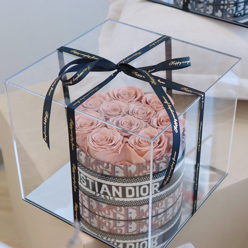 Hote selling Eternal Preserved Rose Flower Round Gift Box Get well soon rose forever Floral gift for women