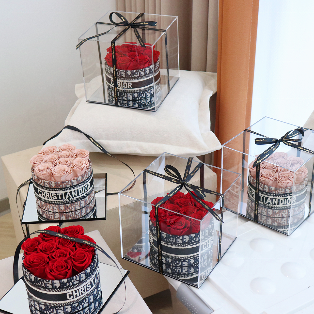 Hote selling Eternal Preserved Rose Flower Round Gift Box Get well soon rose forever Floral gift for women