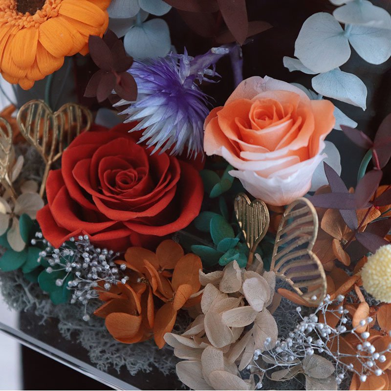 Wholesale Preserved Flower in Acrylic Hand-held Fresh Flower Baskets Valentine's Day Hand-Held Preserved Flower