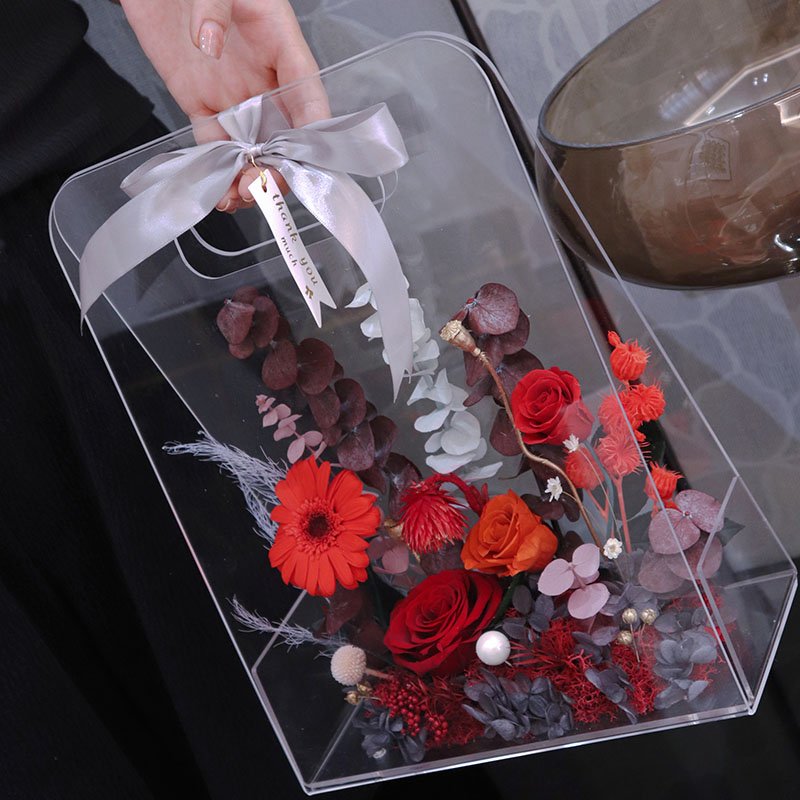 Wholesale Preserved Flower in Acrylic Hand-held Fresh Flower Baskets Valentine's Day Hand-Held Preserved Flower