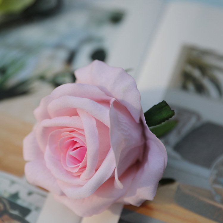 Fake Rose Red Centerpieces Flowers Preserved Decorative Flowers Petal Florist Supplies For Wedding Decoration